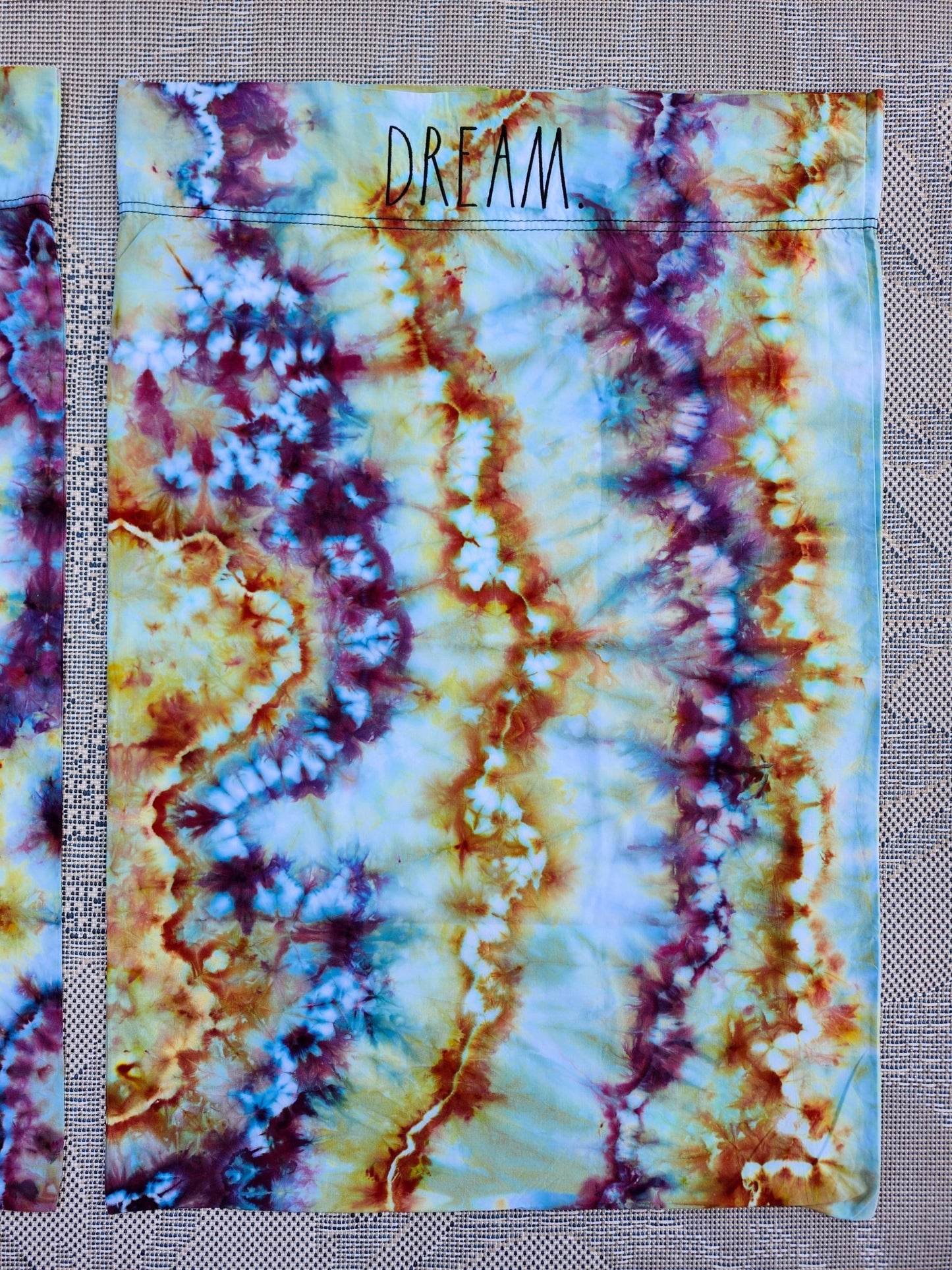 Tie Dye Pillowcases in Dreamy Colors.  100% Cotton, 1 pair of standard pillowcases.  Great Gift Idea for The Holidays!