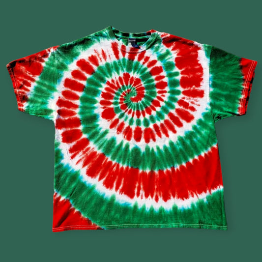 Merry Christmas Red, Green and White Spiral Tie Dye T-shirt